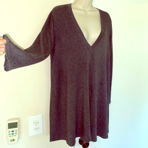 Flowy Sweater Dress - Picture 1 of 6